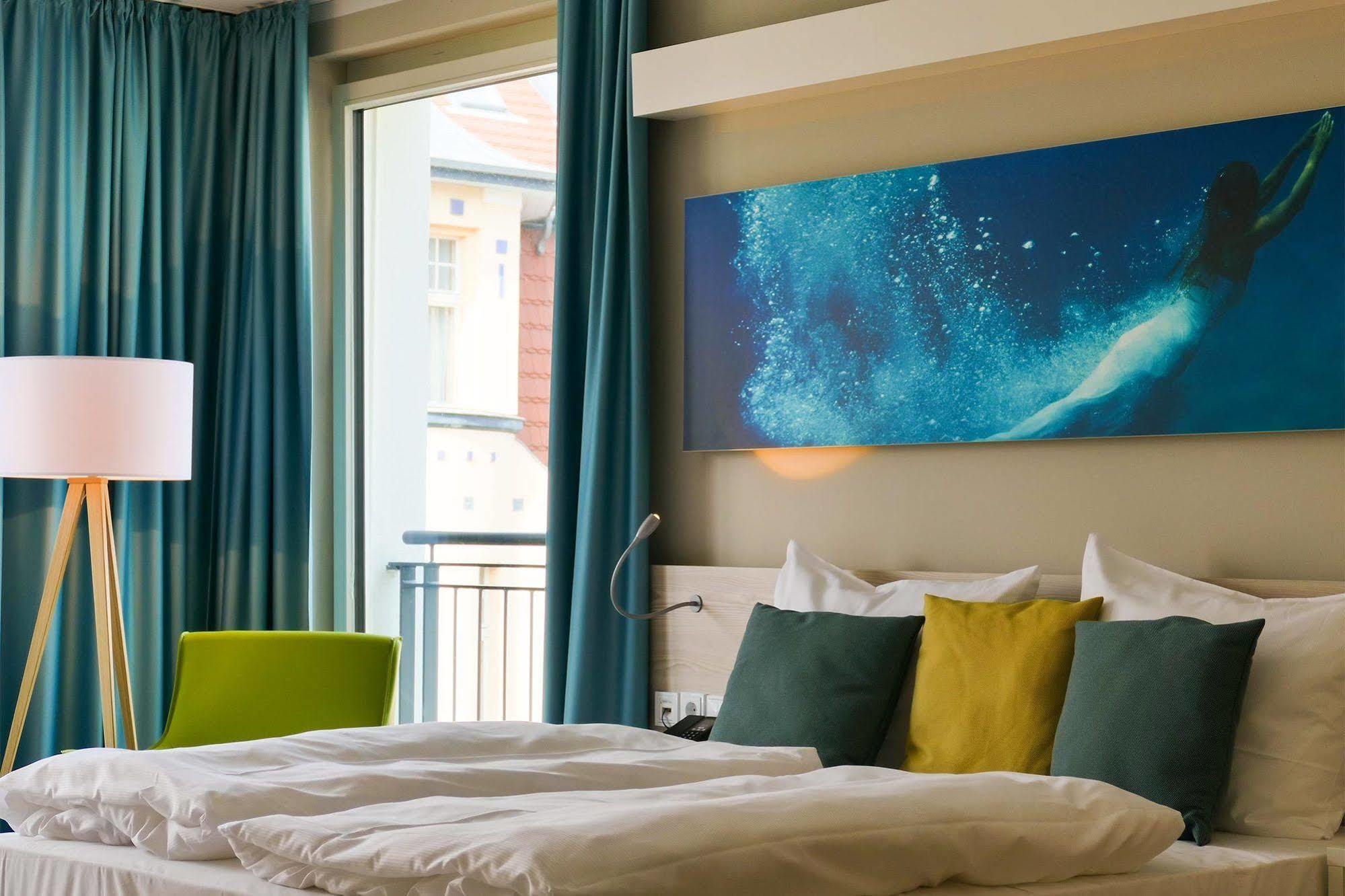Seetelhotel Kaiserstrand Beachhotel Херингсдорф Екстериор снимка