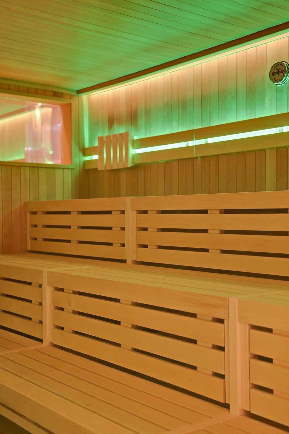 Seetelhotel Kaiserstrand Beachhotel Херингсдорф Екстериор снимка